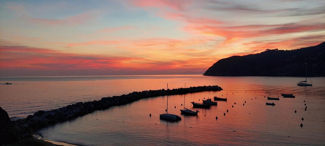 Appartamento Galli Al Mare เลวานโต ภายนอก รูปภาพ